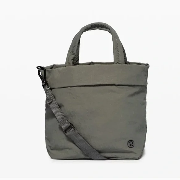 lululemon athletica Olive Tote Crossbody Bag - Picture 1 of 4